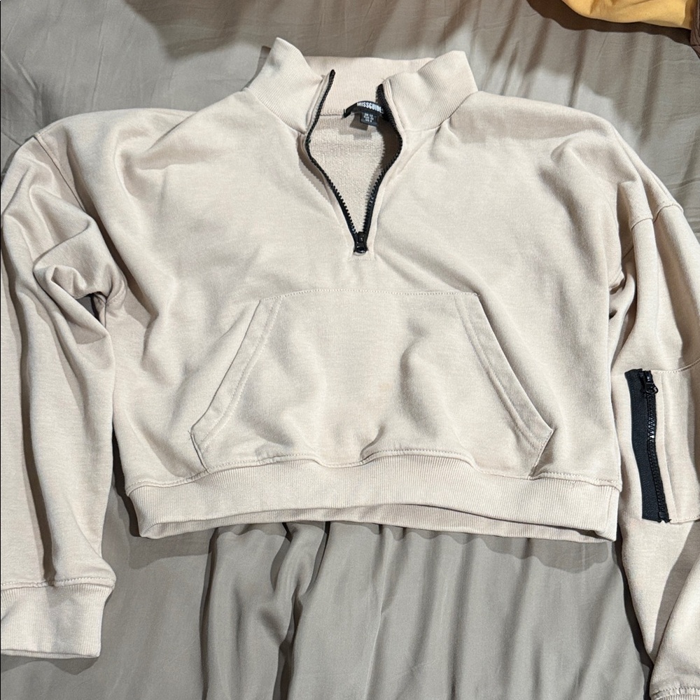 Missguided Cream Half-Zip Sweatshirt